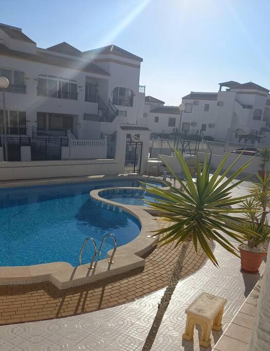 2 Bedroom Apartment. Orihuela. 外观 照片