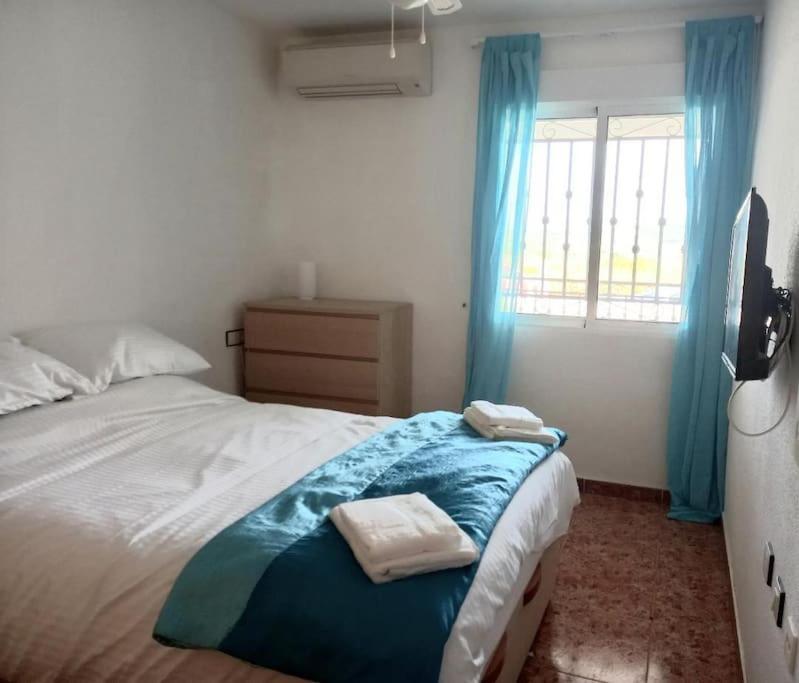 2 Bedroom Apartment. Orihuela. 外观 照片